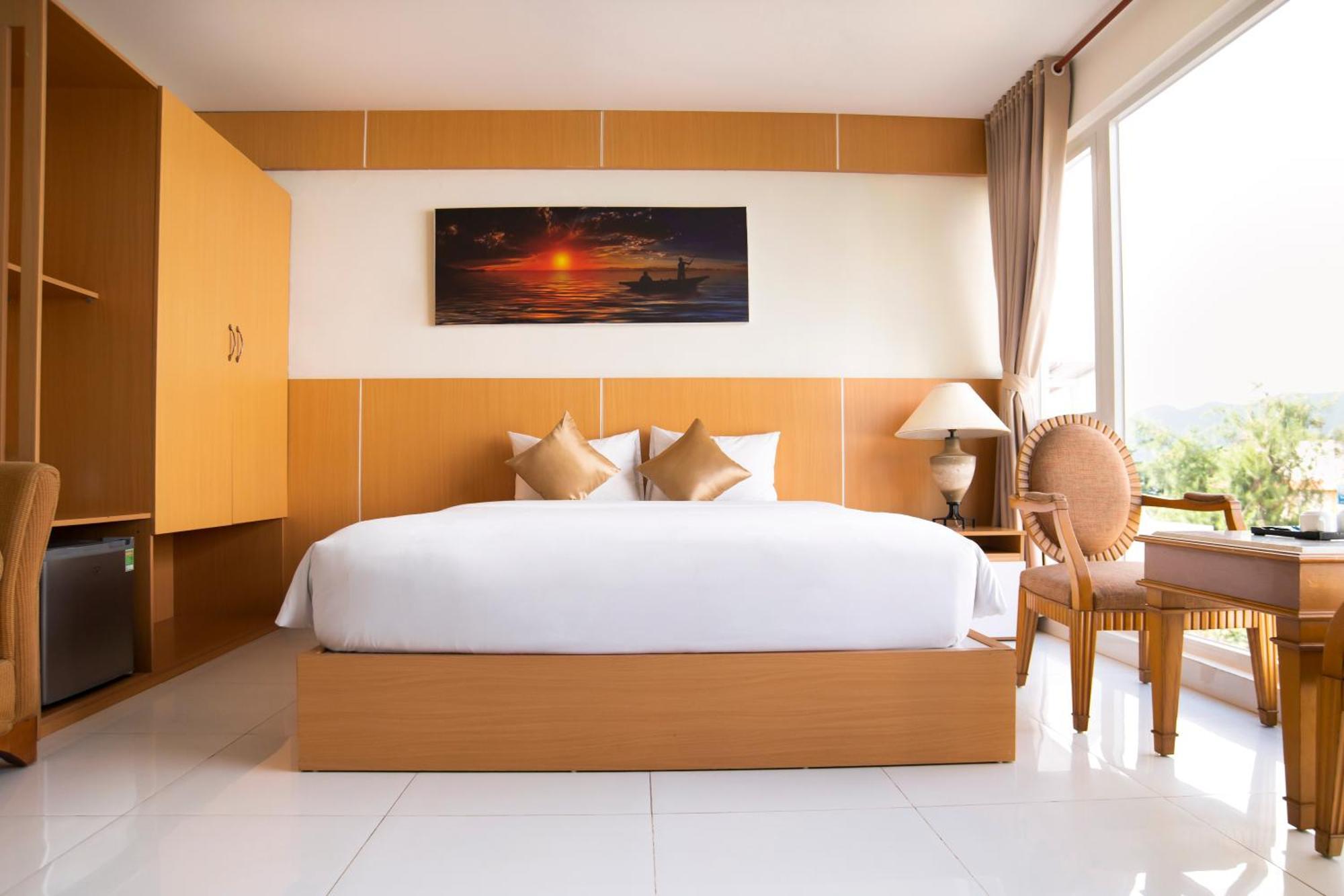 Conson Hotel Chi Khu Co Ong Buitenkant foto