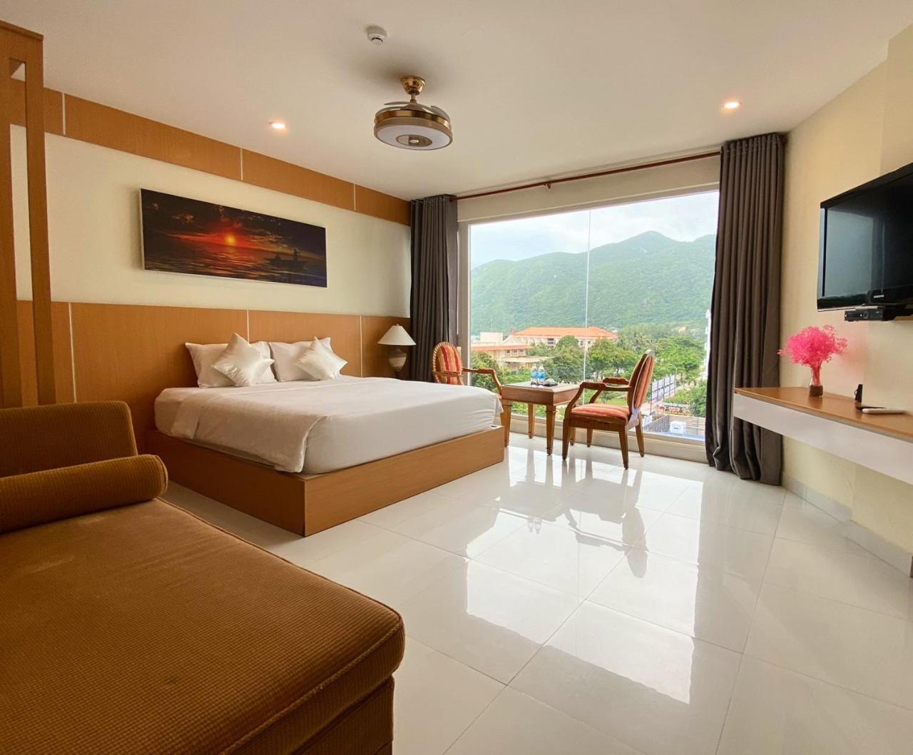 Conson Hotel Chi Khu Co Ong Buitenkant foto