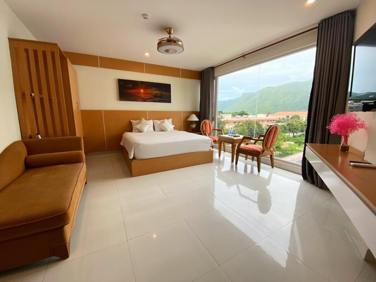 Conson Hotel Chi Khu Co Ong Buitenkant foto