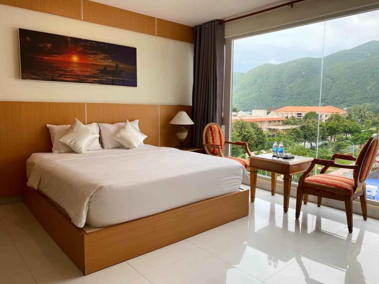 Conson Hotel Chi Khu Co Ong Buitenkant foto