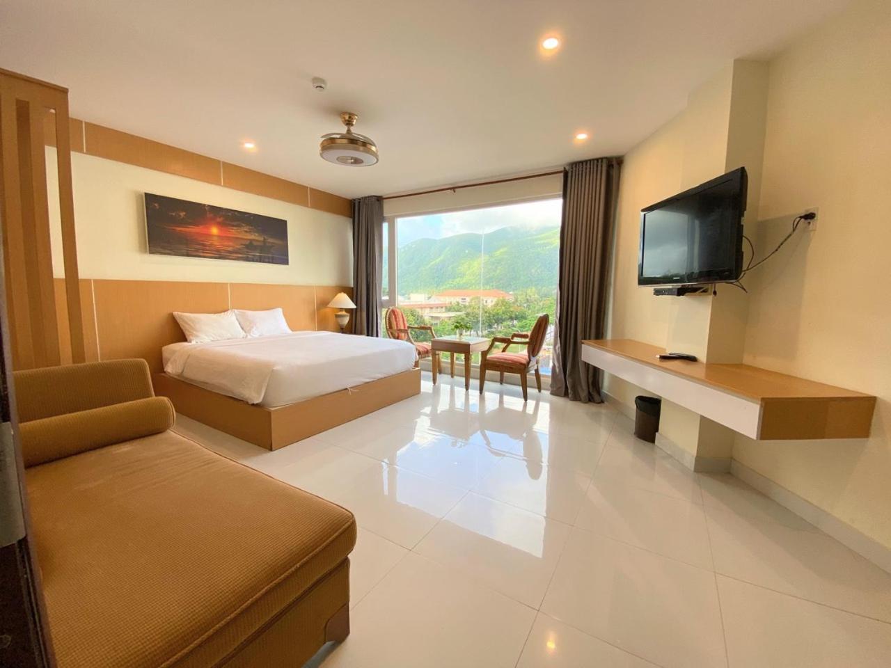 Conson Hotel Chi Khu Co Ong Buitenkant foto